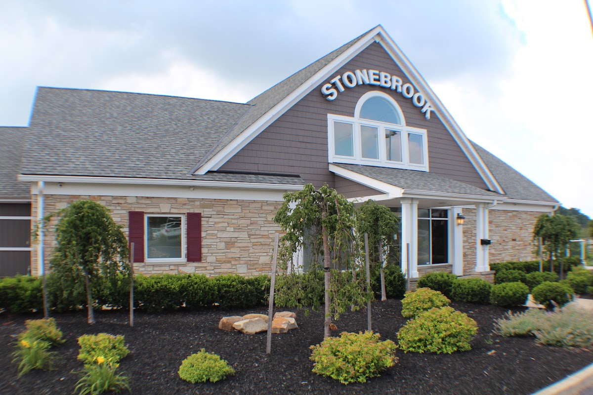 Arnie's Clubhouse Grill - Photo 3