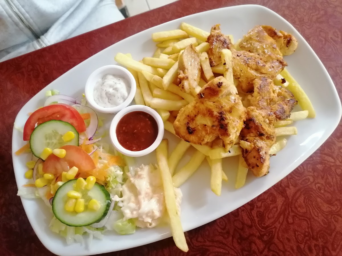 Central Cafe & Restaurant - Photo 3