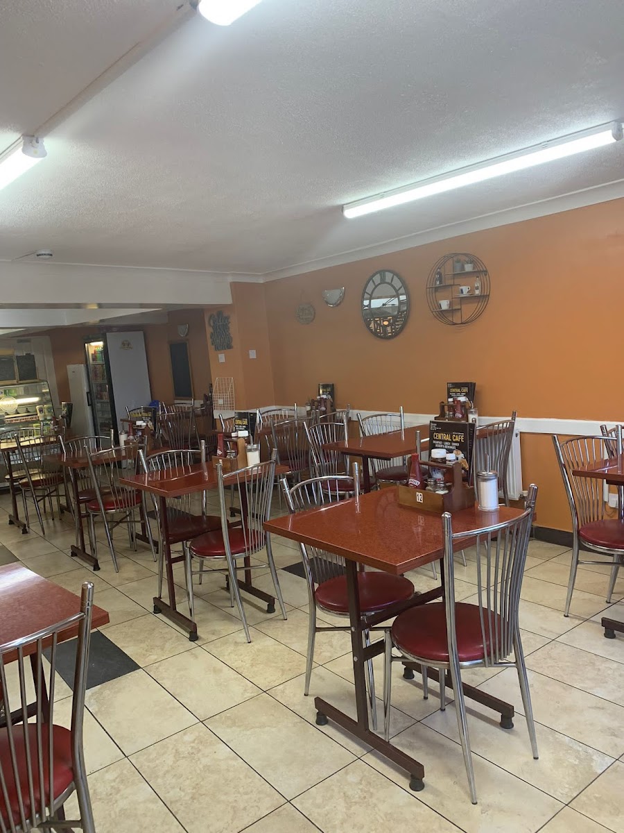 Central Cafe & Restaurant - Photo 4