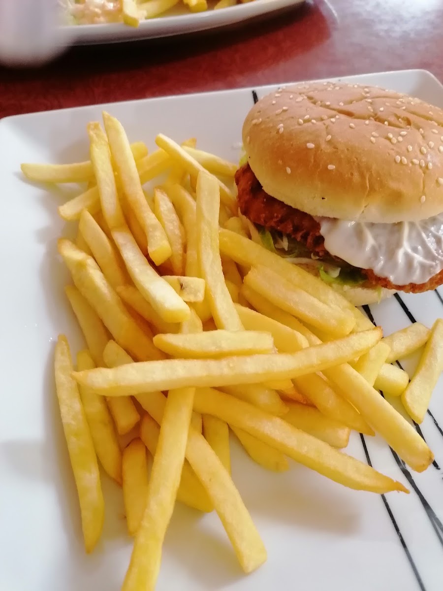 Central Cafe & Restaurant - Photo 5