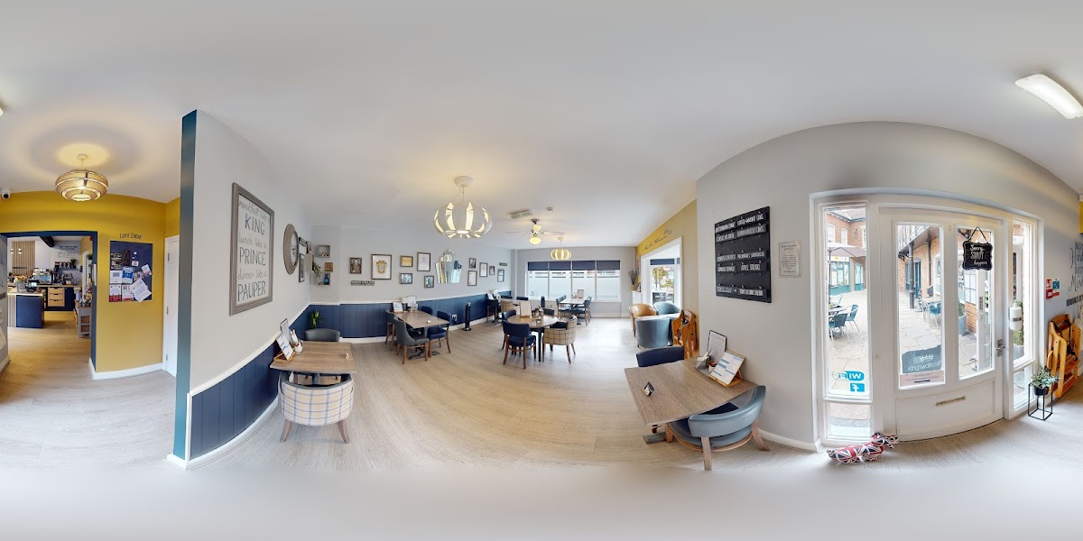 Kings Walk Cafe - Photo 1