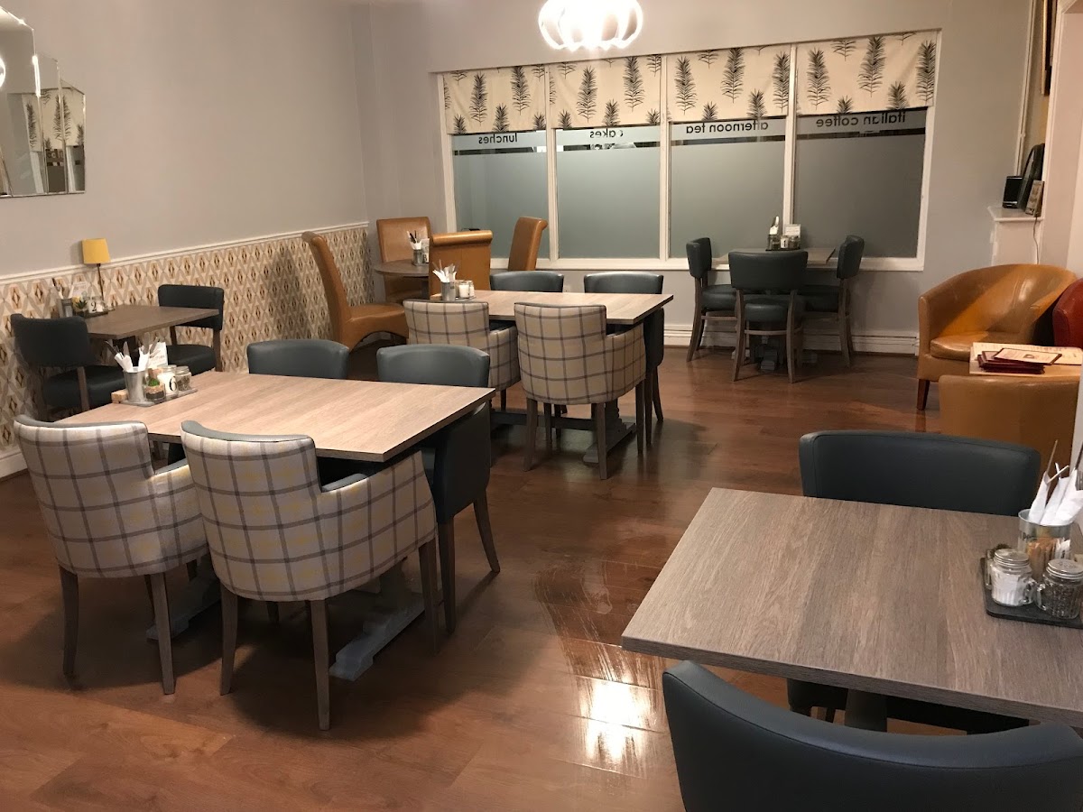 Kings Walk Cafe - Photo 5
