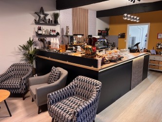 Kings Walk Cafe - Photo 7