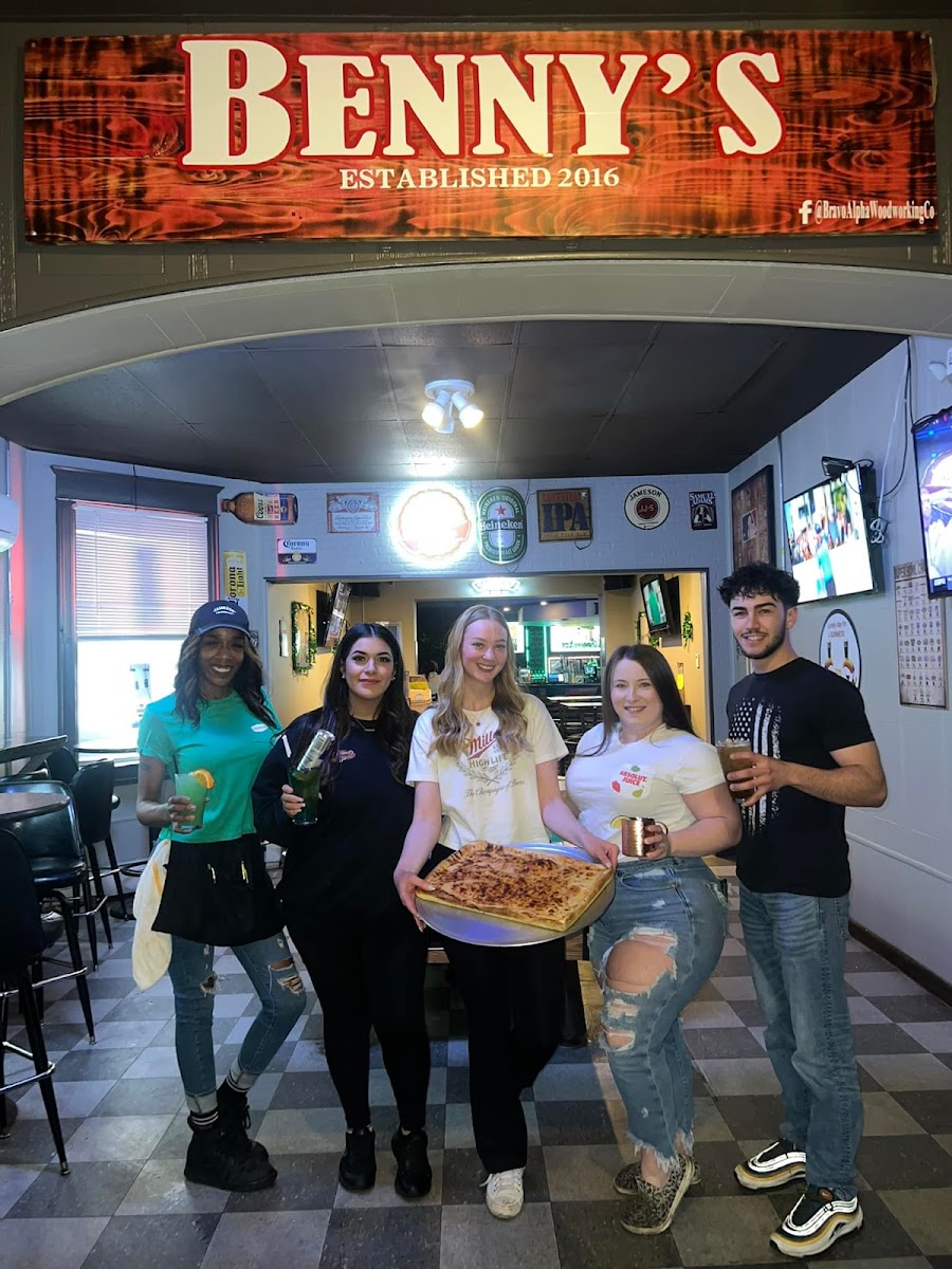 Benny's of Greenridge