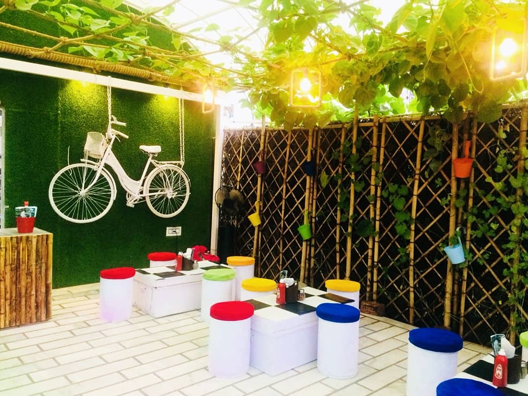 Cafe Green Hut