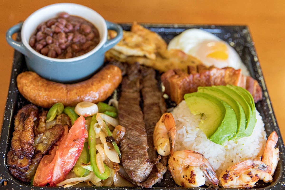 El Sabor De Mi Pueblo - Photo 4