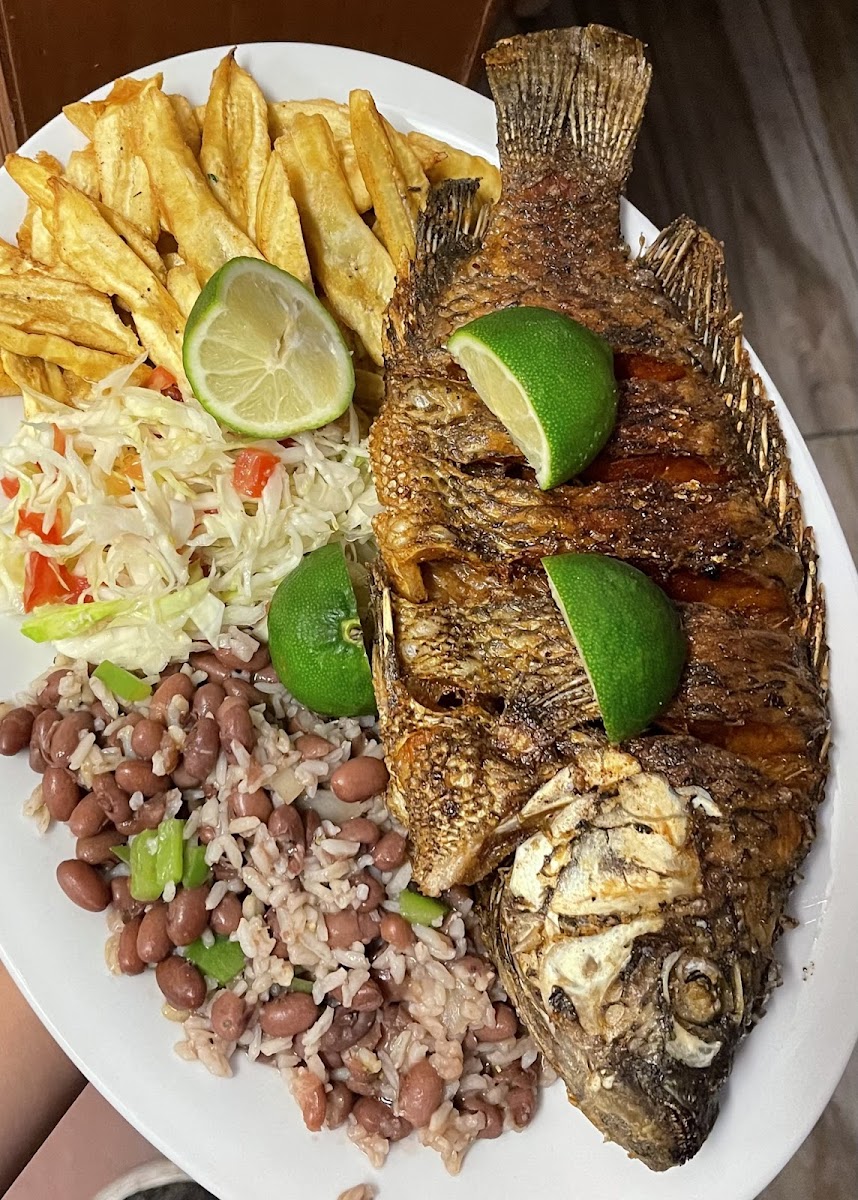 El Sabor De Mi Pueblo - Photo 6