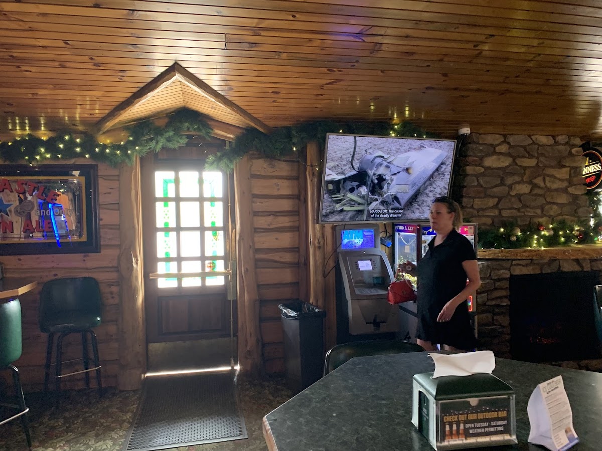O'Brien's Pub - Photo 3