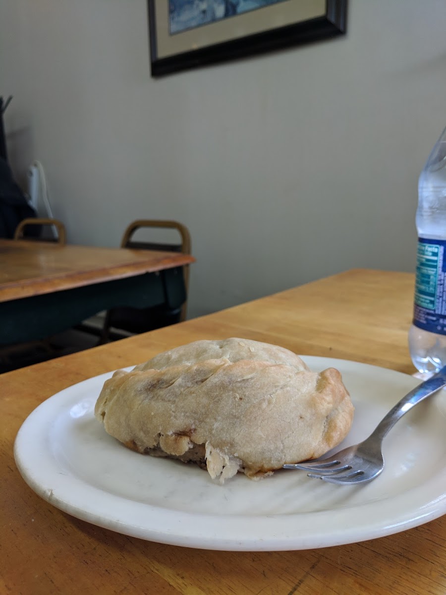 Lawry's Pasty Shop - Photo 9