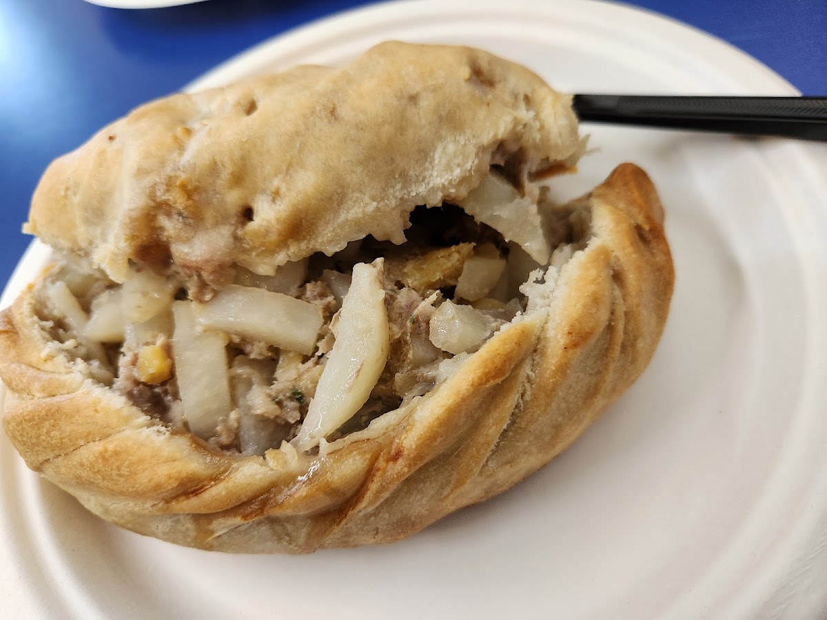 Lawry's Pasty Shop - Photo 3
