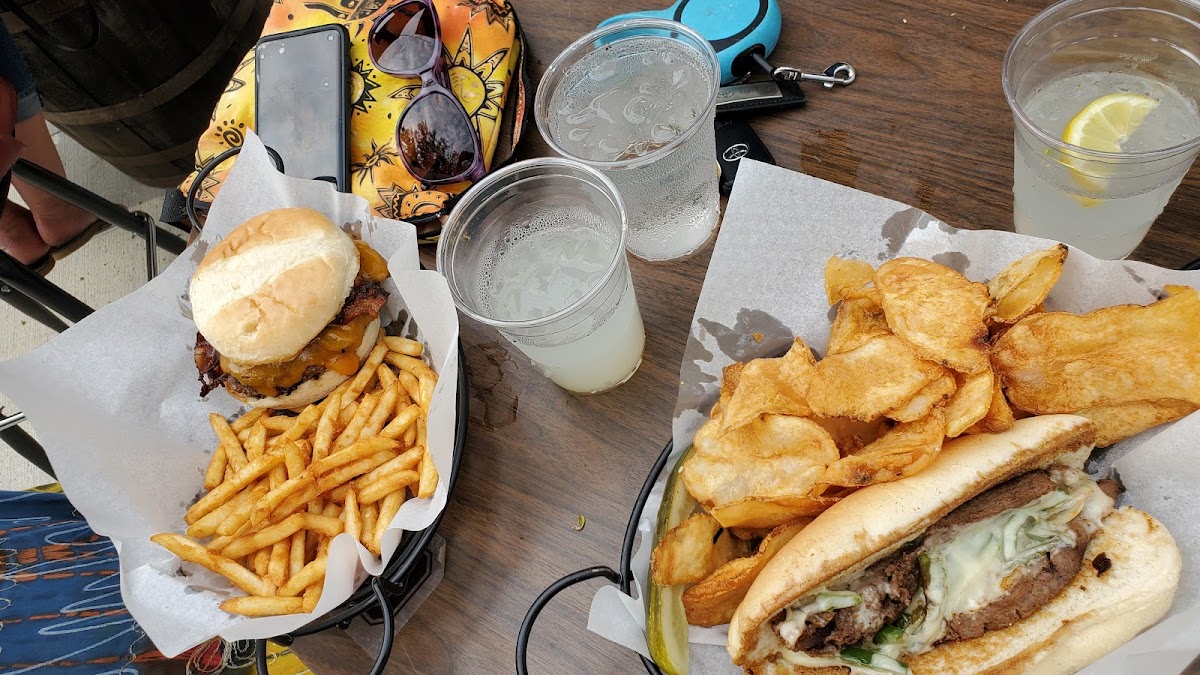Badger Bob's Bar and Grill - Photo 1