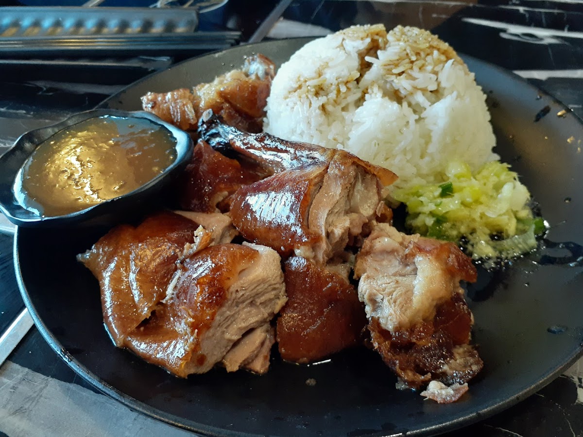 Marble House Eatery - Photo 2