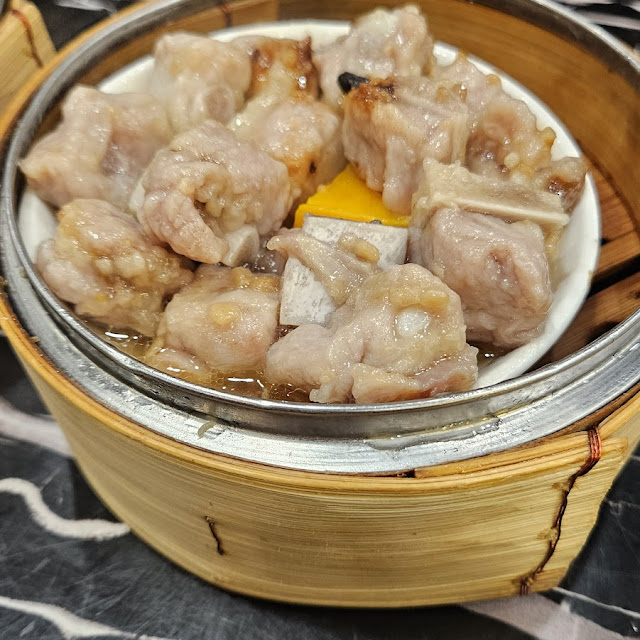 Truffle Pork & Shrimp Shaomai