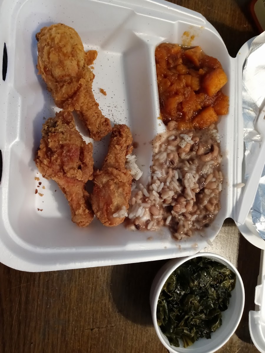 Eddies Soul Food - Photo 2