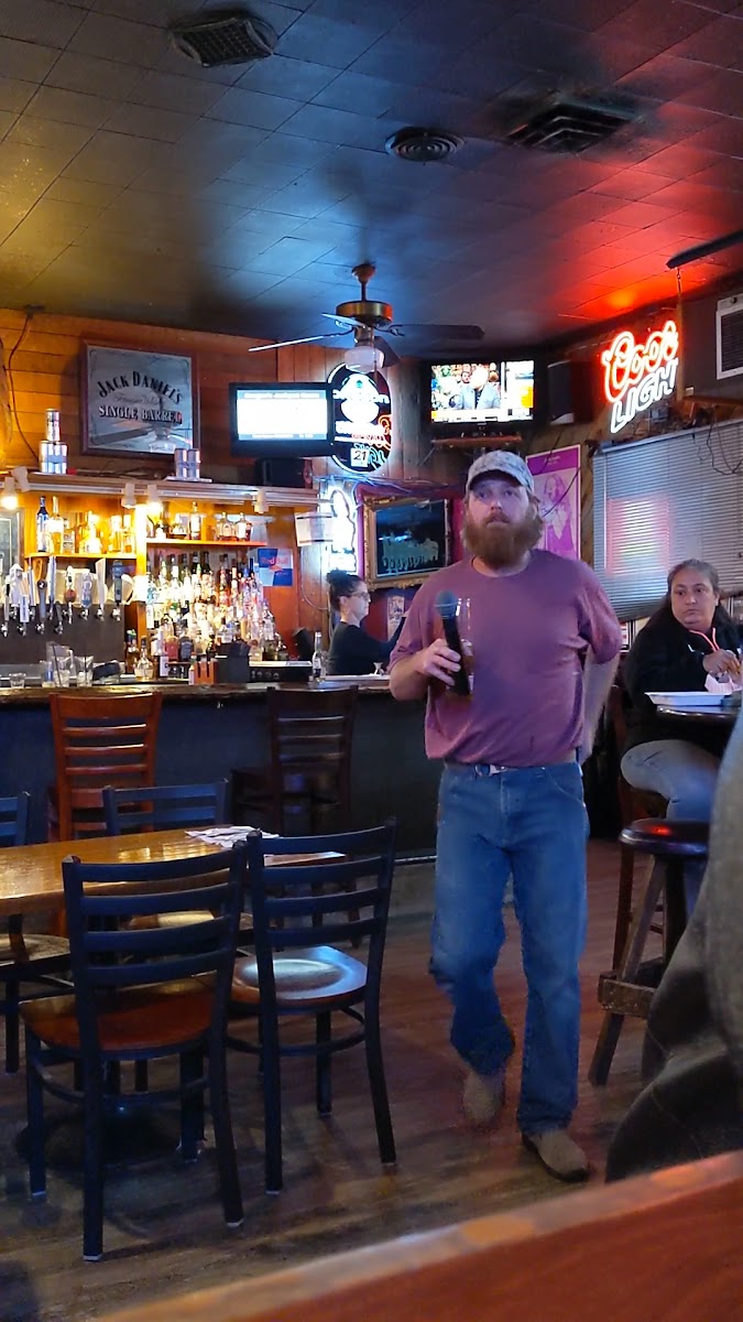 Wooden Nickel Pub & Eatery - Photo 1