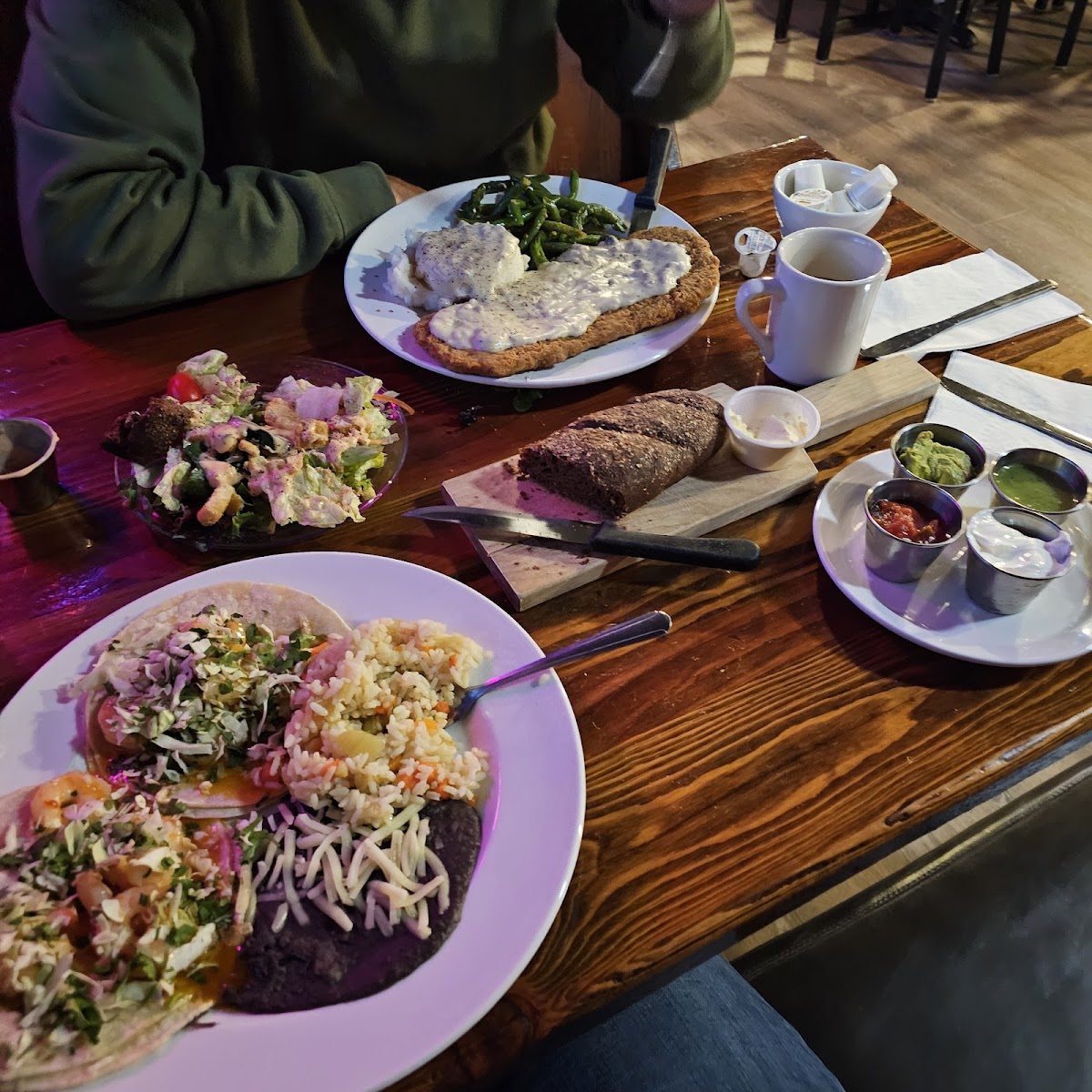 Wooden Nickel Pub & Eatery - Photo 8