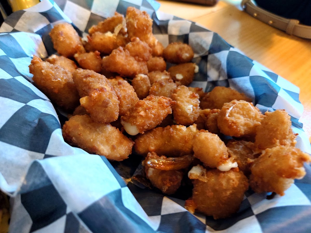Toad's Burger Bar - Photo 8
