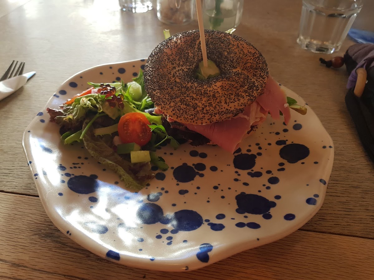 The Green Door Deli - Photo 9