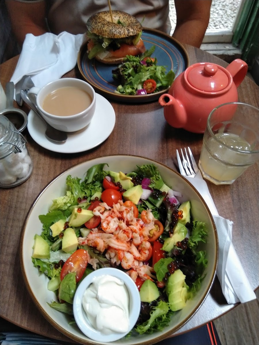 The Green Door Deli - Photo 8