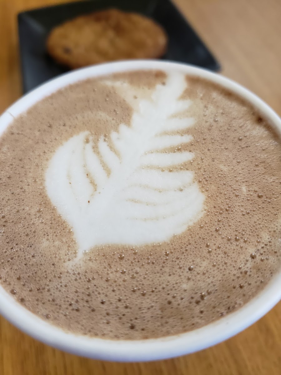 Crescent Coffee House - Photo 5