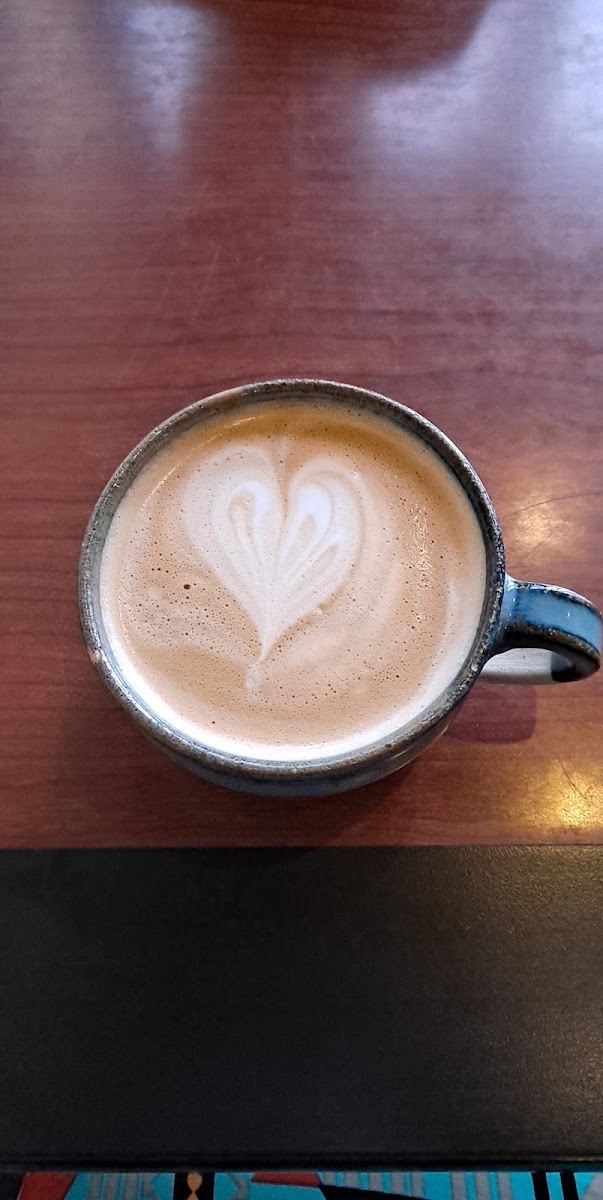 The Clay Cup - A Coffee Pottery - Photo 5