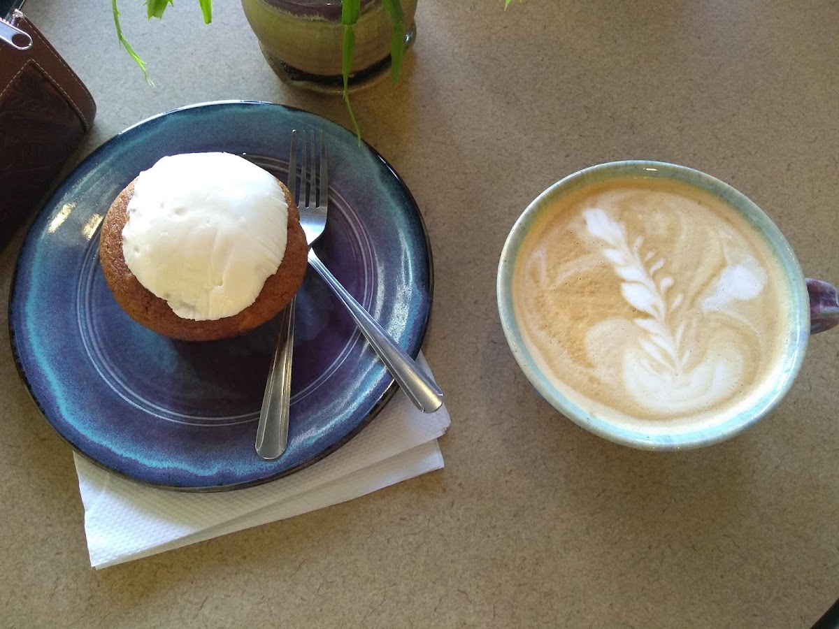 The Clay Cup - A Coffee Pottery - Photo 6