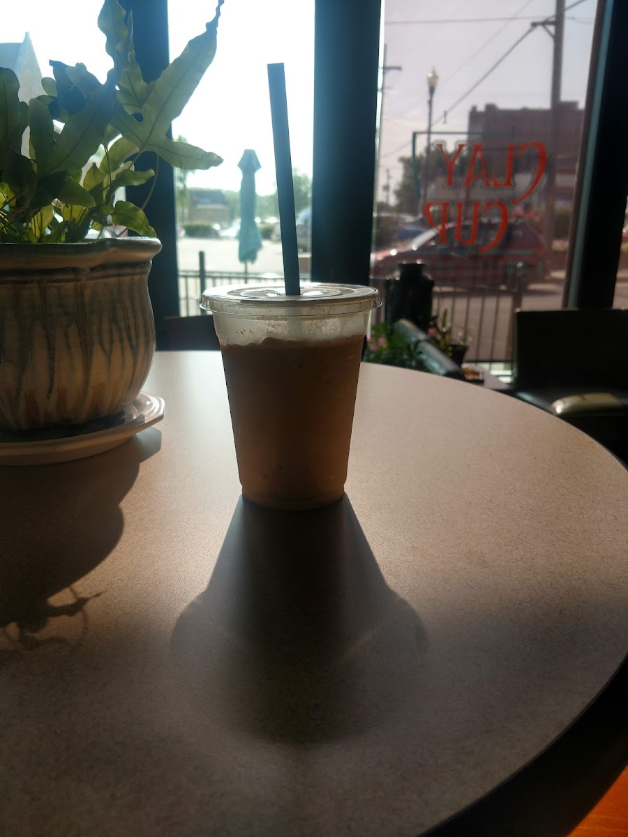 The Clay Cup - A Coffee Pottery - Photo 8