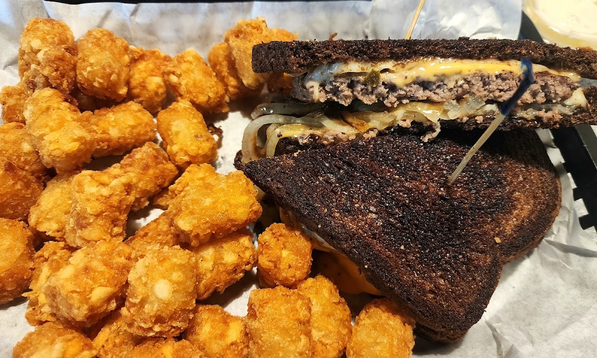 Jake's Bar & Grill - Photo 3