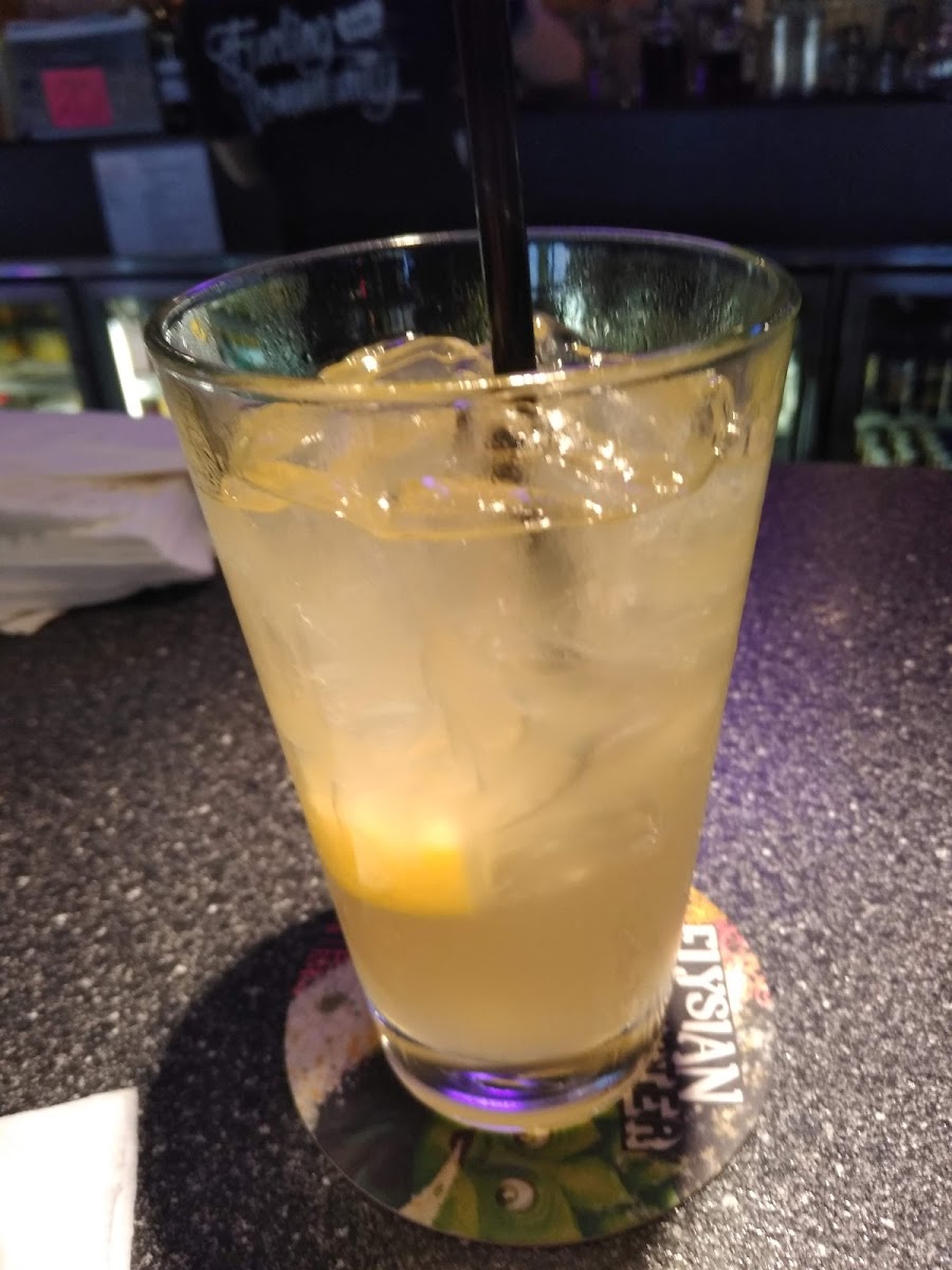 Jake's Bar & Grill - Photo 7