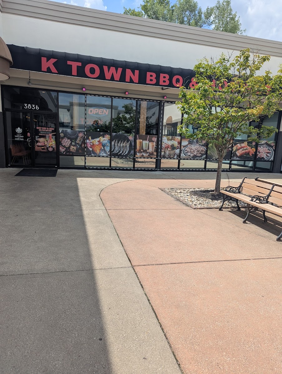 KTOWN BBQ & HOTPOT - Photo 2