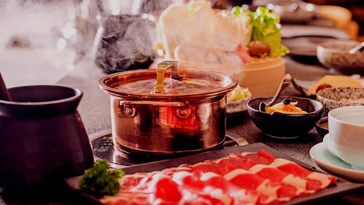 KTOWN BBQ & HOTPOT - Photo 3