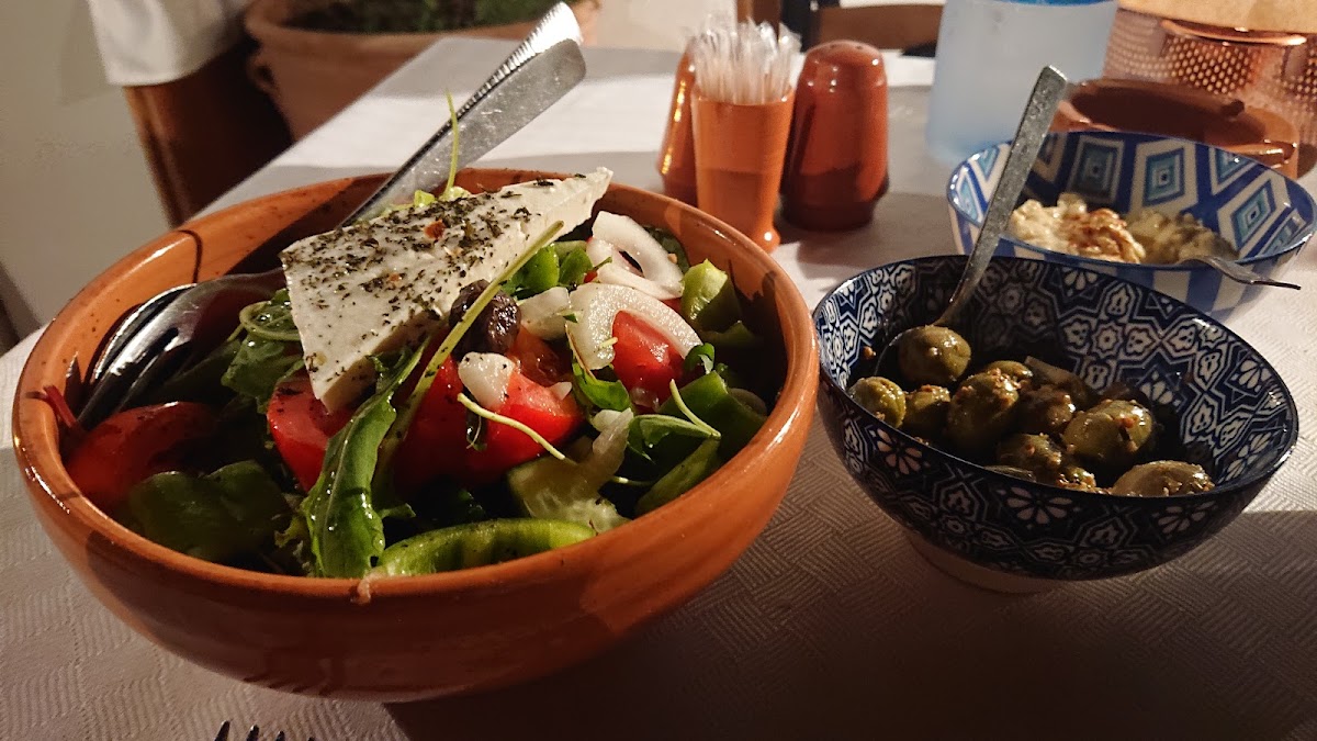 Voreas Taverna - Photo 1