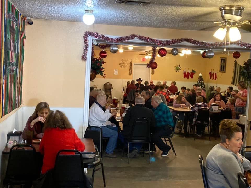 Hernandez Mexican Restaurant - Photo 2