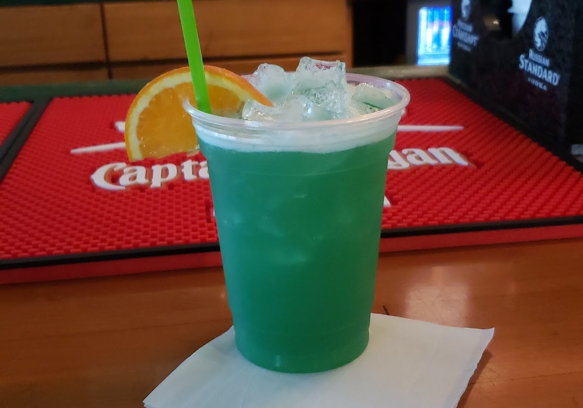 Green Turtle Tavern - Photo 7
