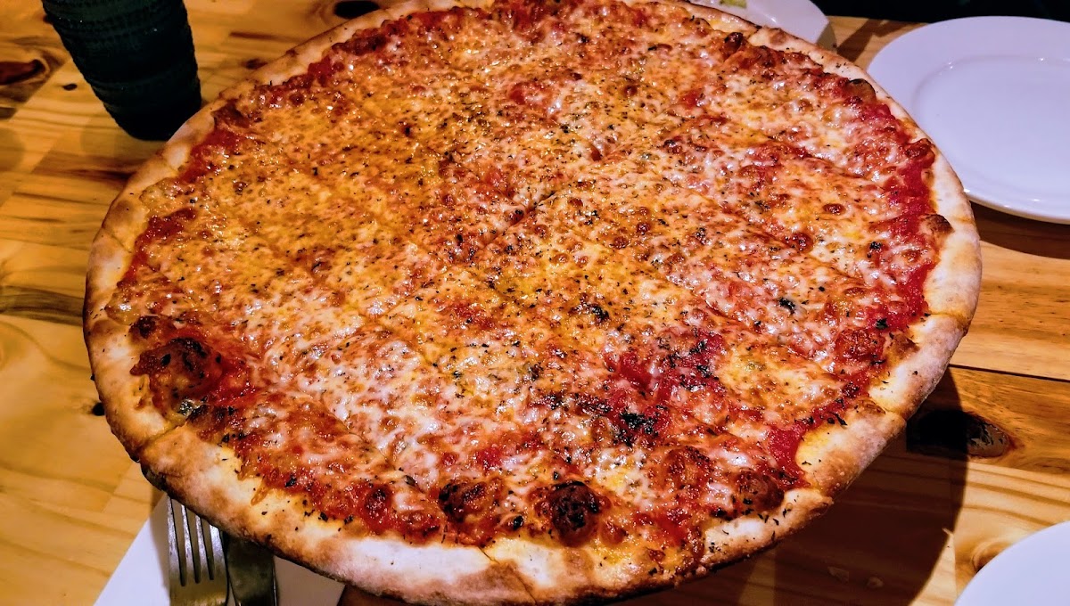 Pinons Pizza Company - Photo 6