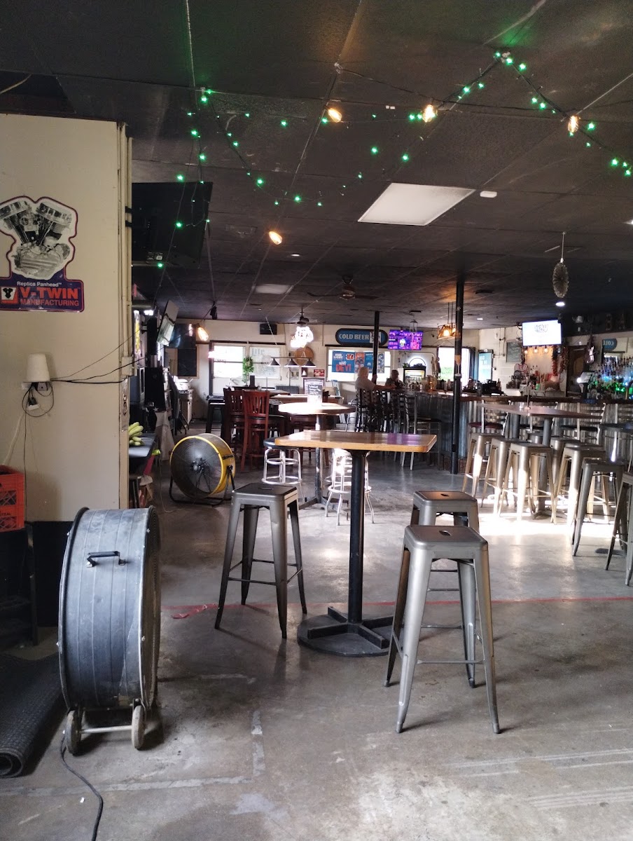 Audrey's Frogtown Tavern - Photo 1