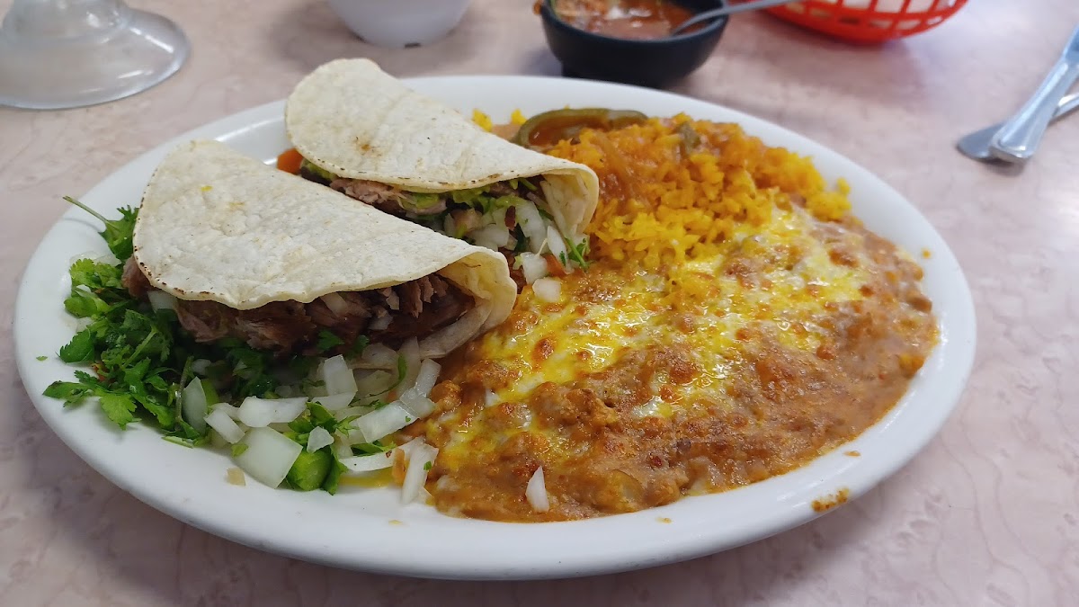 Muy Pronto's Mexican grill - Photo 9