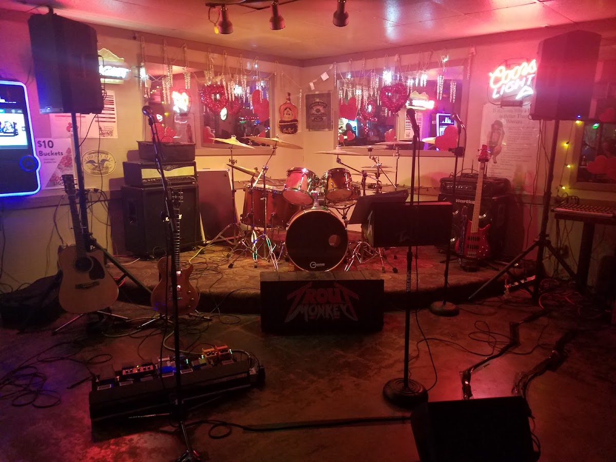 Cee Gee's Club - Photo 3