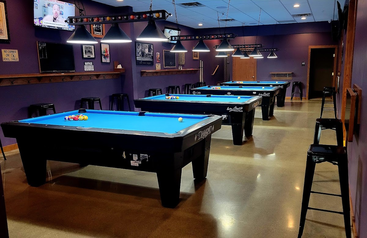 Babes Place (Shakopee) - Photo 1
