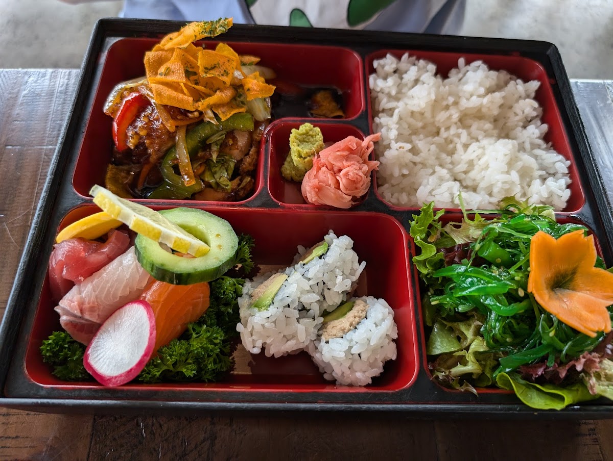 Toro Robata Sushi - Photo 9