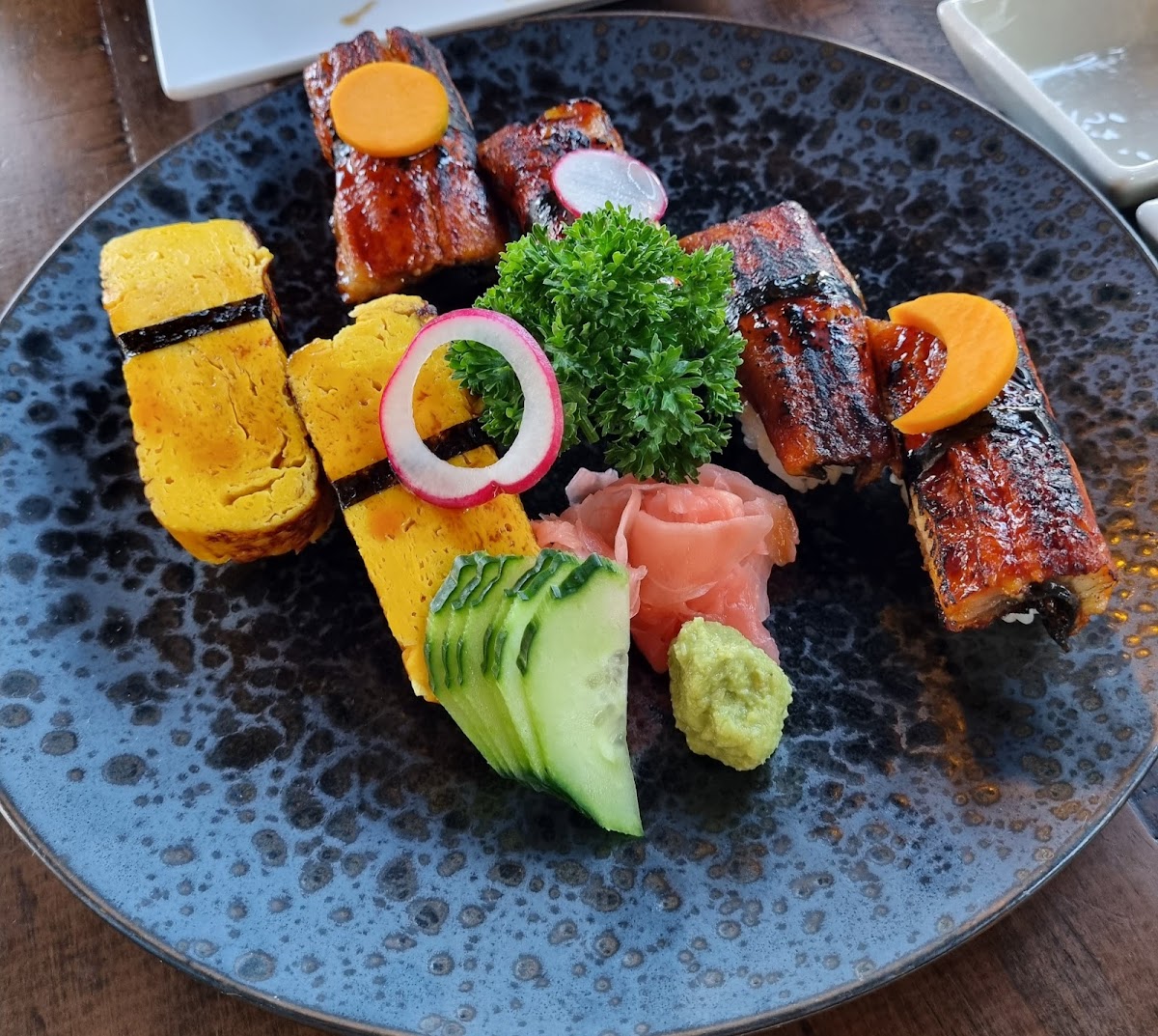 Toro Robata Sushi - Photo 1