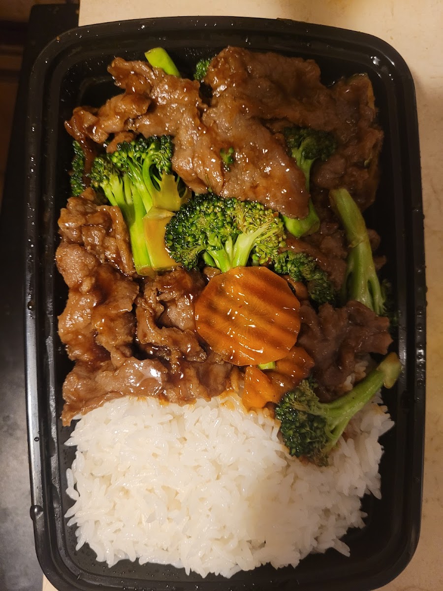Super Dragon Chinese Restaurant - Photo 6