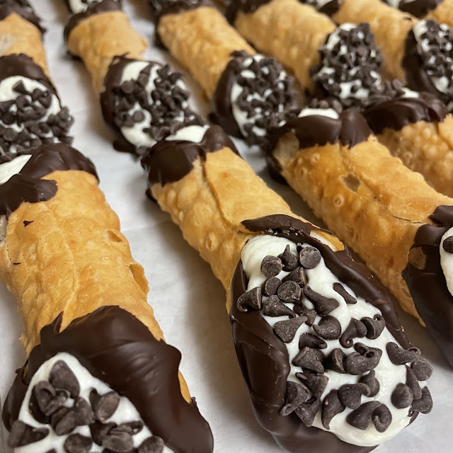 Cannoli - 2 Pieces