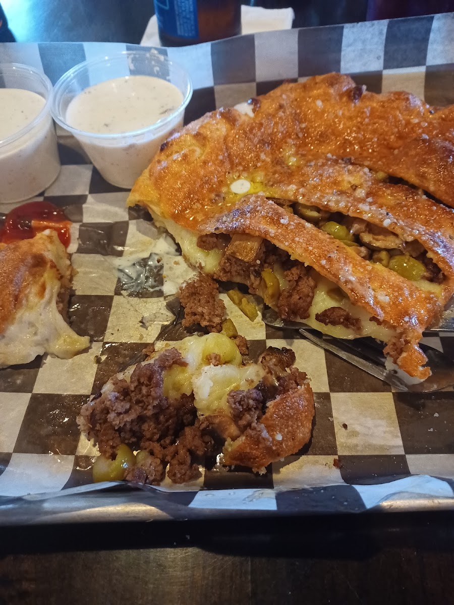 Rivals Taphouse & Grille - Photo 7