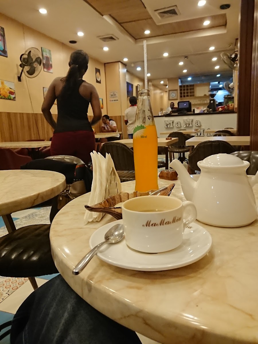 MAMAMIA RESTAURANT - Photo 8