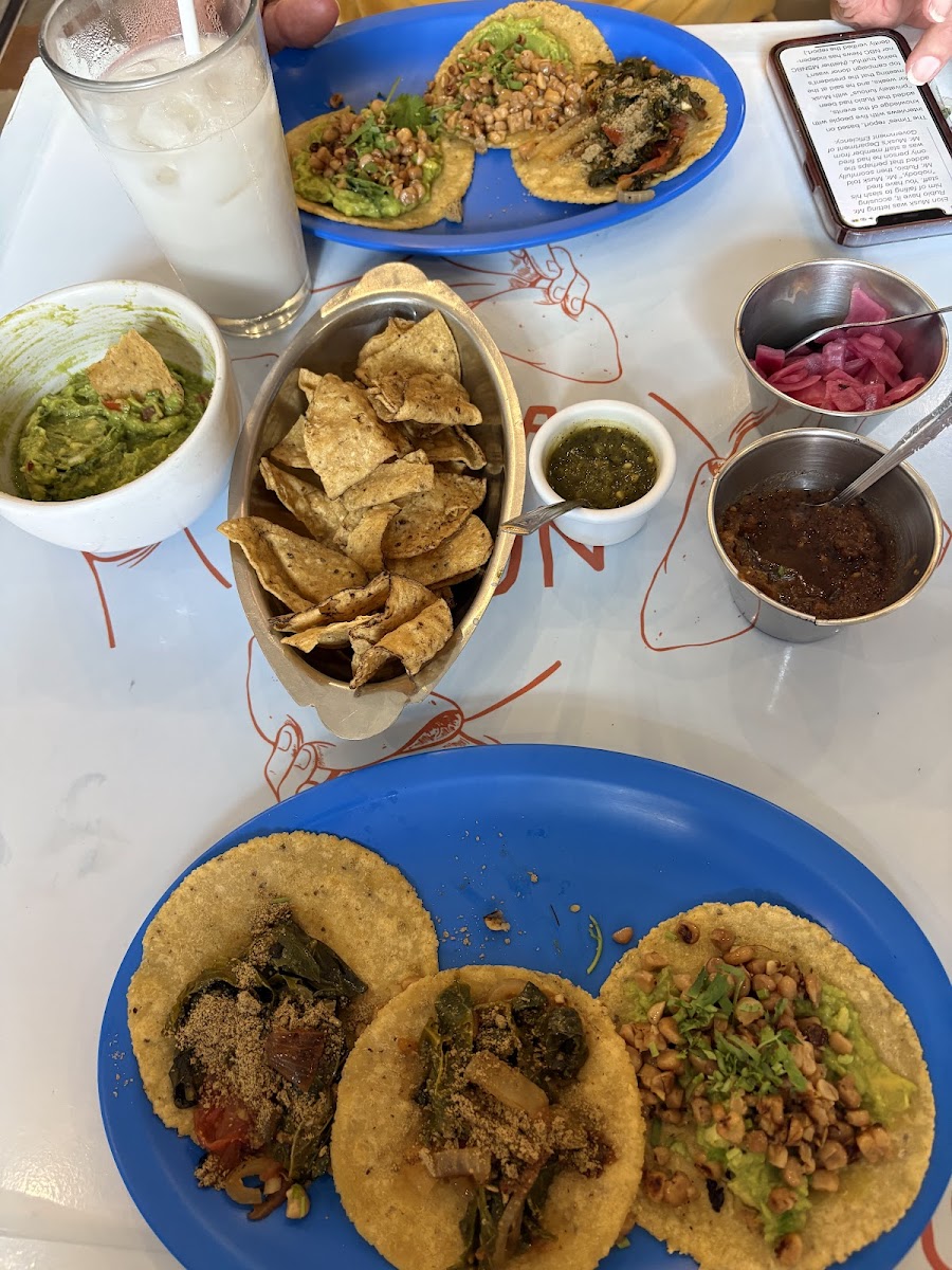 Taquería De La Unión - Photo 5