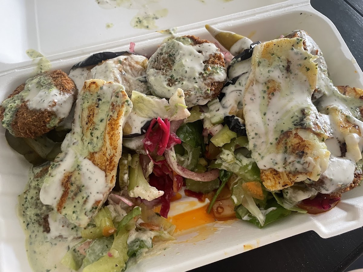 Nur Falafel - Photo 6