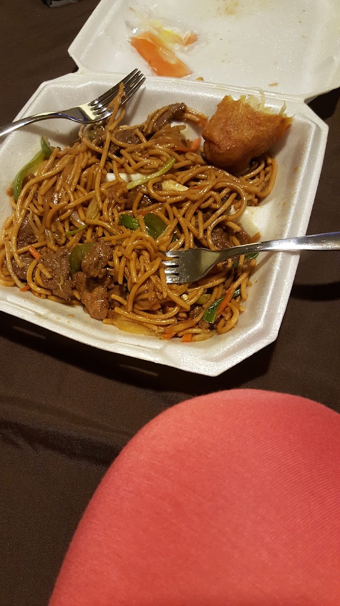 Bamboo Gardens Chinese Restaurant - Photo 3