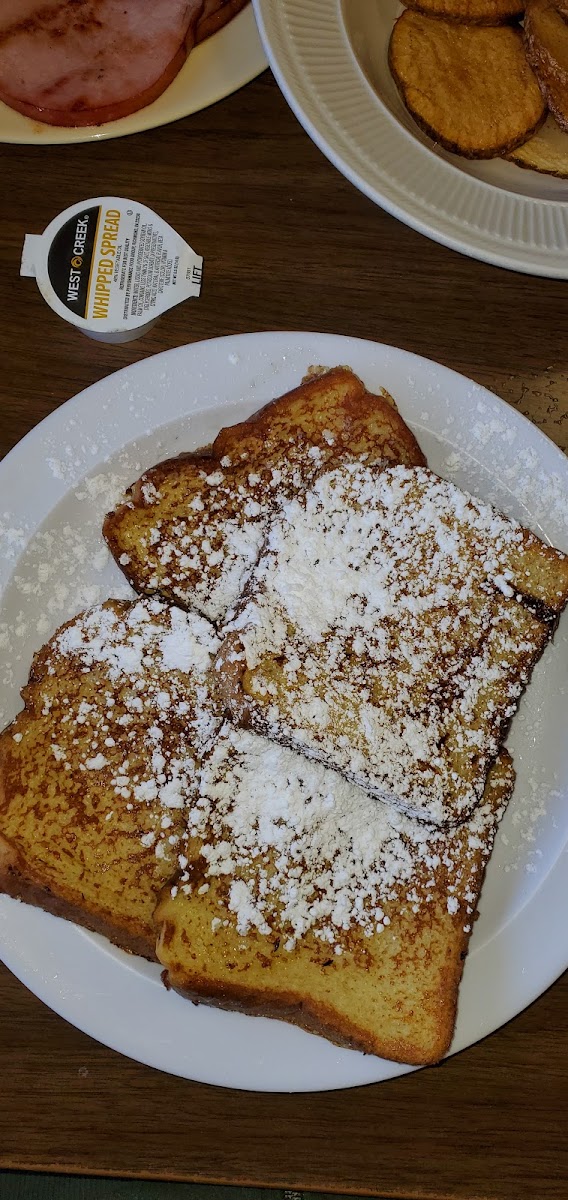 Country Junction Restaurant - Photo 8