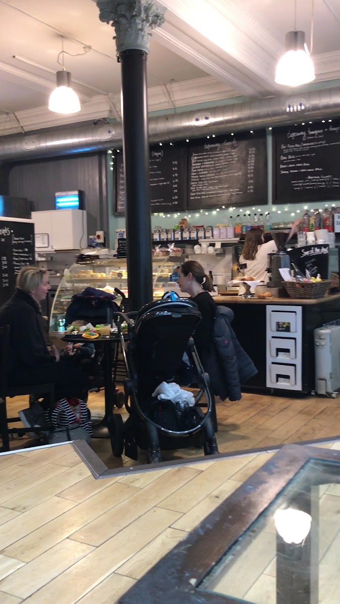 Rose & Grants Cafe - Photo 1